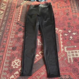 ALO Airlift High Waist Suit Up Legging